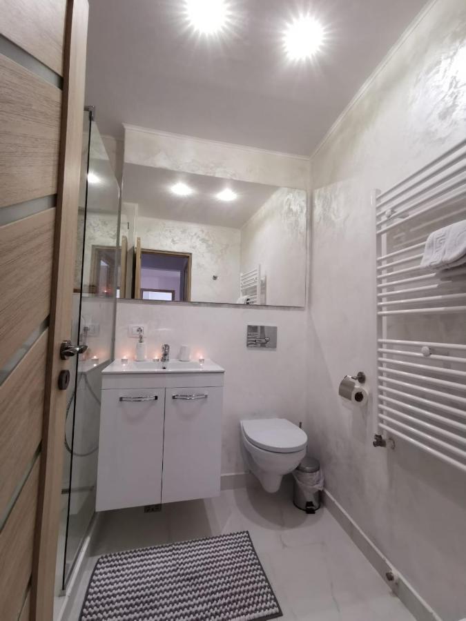 Apartament Gold Luxury Tirgu Ocna Ngoại thất bức ảnh
